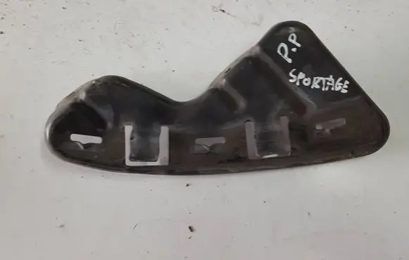 KIA Sportage Headlight/headlamp mounting bracket 