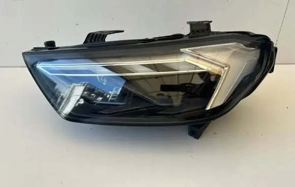 Audi A1 Headlight/headlamp 82A941033