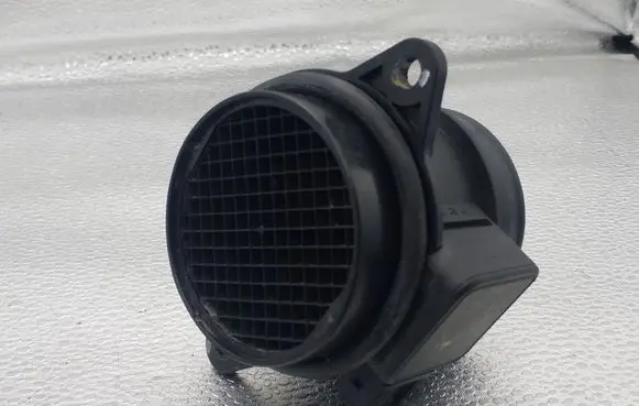 KIA Rio Mass air flow meter 0K32A13210 5WK9625
