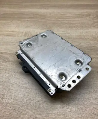 Saab 900 Engine control unit/module ECU 4302709 0261203945