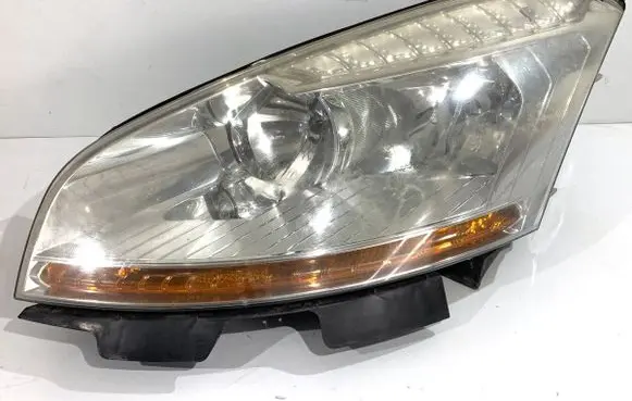 Citroen C4 I Picasso Headlight/headlamp 16298100