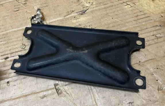 Jaguar F-Type Gearbox mounting bracket 