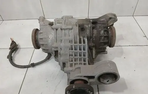 Audi A4 Allroad B9 Rear differential/diff mount bracket 0D3500043