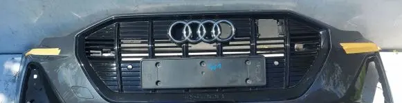 Audi e-tron Front bumper 4ke807437c