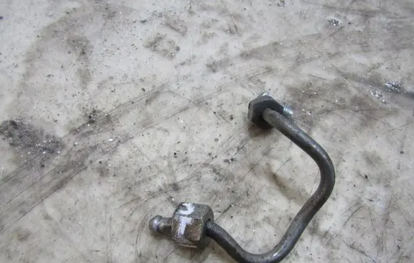Nissan Note (E12) Fuel line pipe KRIS235789