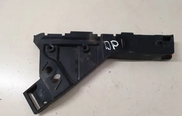 Opel Insignia A Front bumper mounting bracket 13238444