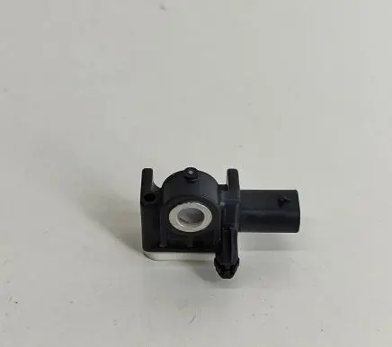 Porsche Taycan 9J1 Airbag deployment crash/impact sensor 971907651