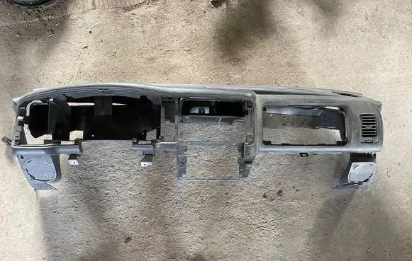 Mitsubishi Pajero Sport I Dashboard