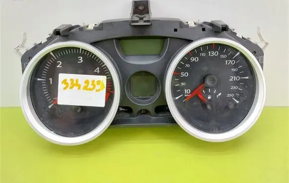 Renault Megane II Speedometer (instrument cluster) 8200720313