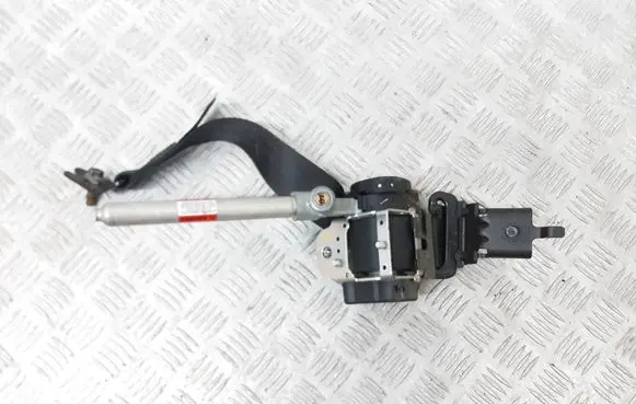 Volvo V70 Rear seatbelt 39859391