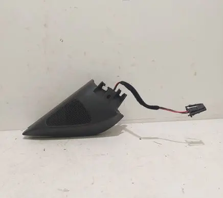 Side speaker trim/cover