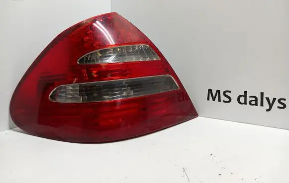 Mercedes-Benz E W211 Rear/tail lights A2118200564 2118200564