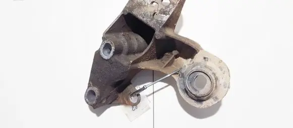 Volkswagen PASSAT B5.5 Engine mounting bracket 4b0199351b