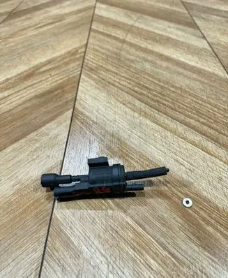 Mercedes-Benz E W211 Valve vacuum 0025401497 8B43625B00