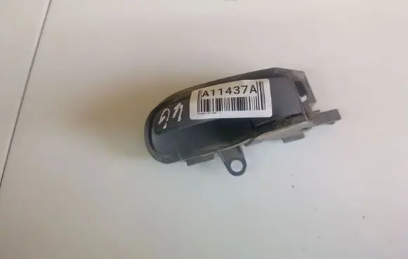 Peugeot 107 Rear door interior handle