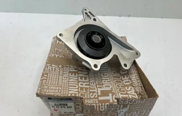 Dacia Duster II Water pump 210105481R