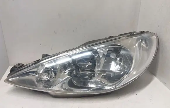Peugeot 206 Headlight/headlamp 9628666880 89001771