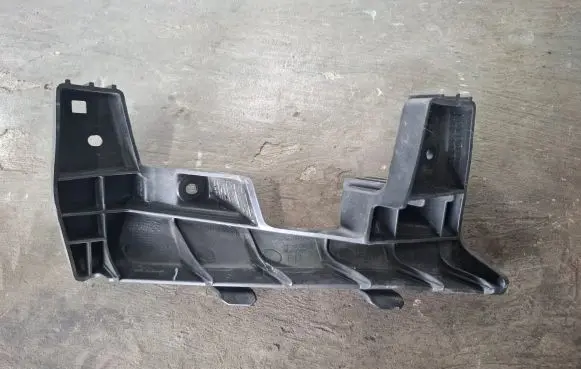 KIA Sportage Front bumper mounting bracket 86551F1000