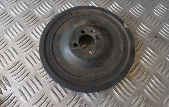 Opel Insignia A Crankshaft pulley 55563401