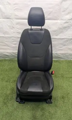 Ford Edge II Front passenger seat 