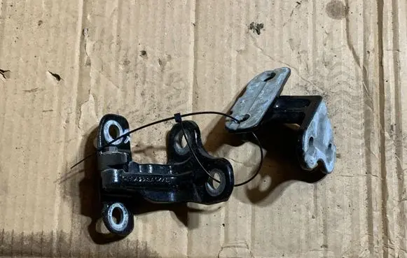 Land Rover Range Rover Velar Rear door lower hinge CPLA228A64AD