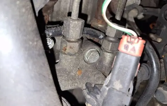 Fuel main line pipe