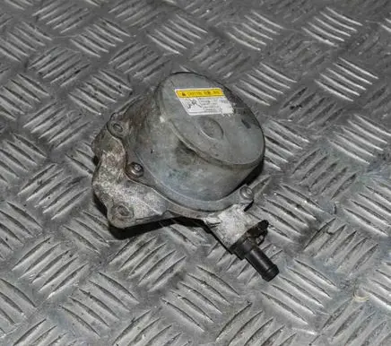 KIA Venga Vacuum pump 288102A101