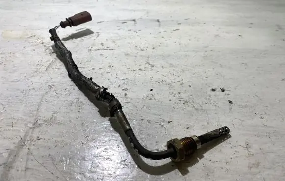 Mitsubishi Grandis Exhaust gas temperature sensor 964857 6X0973802A