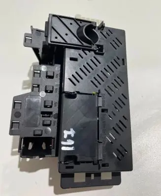 Mercedes-Benz GLE W167 Fuse box set A1675403631