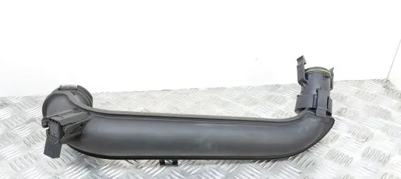 Volkswagen Golf VII Intercooler hose/pipe 04E145673B