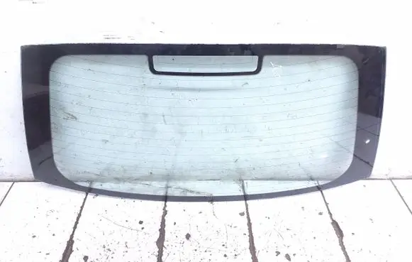 Nissan Almera Tino Rear windscreen/windshield window AS2