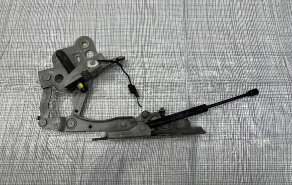 Jaguar E-Pace Engine bonnet/hood hinges J9C3-16800-AC