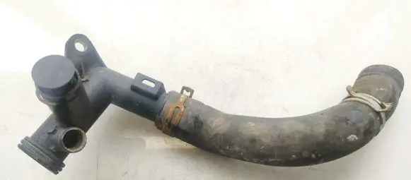 Ford C-MAX II Engine coolant pipe/hose 9671124980 9684589080