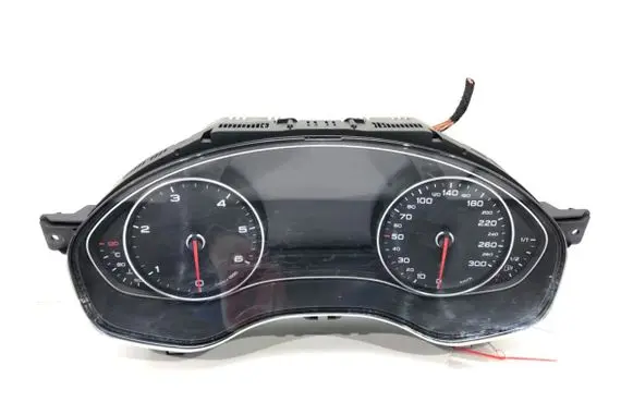 Audi A6 C7 Speedometer (instrument cluster) 4G8920932S