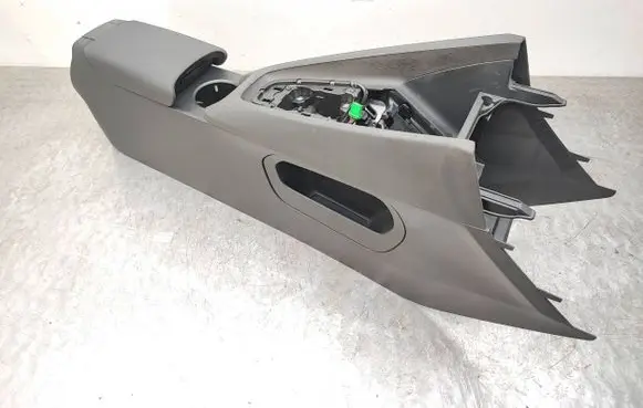 Polestar 2 Center console 32226498 32247009 33576703