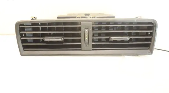 Skoda Fabia Mk3 (NJ) Dashboard air vent grill cover trim 