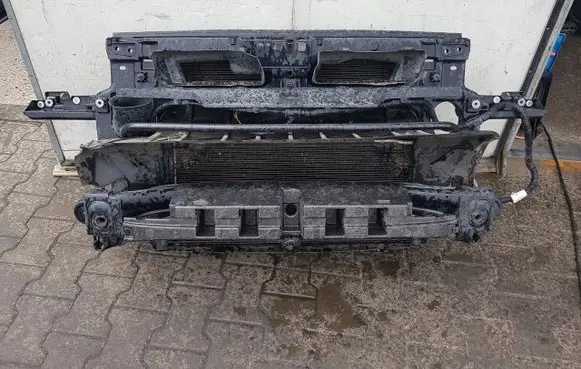 Volkswagen Touareg II Radiator set 