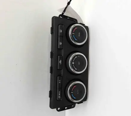 Mazda 6 Interior fan control switch T1014731P GER761190