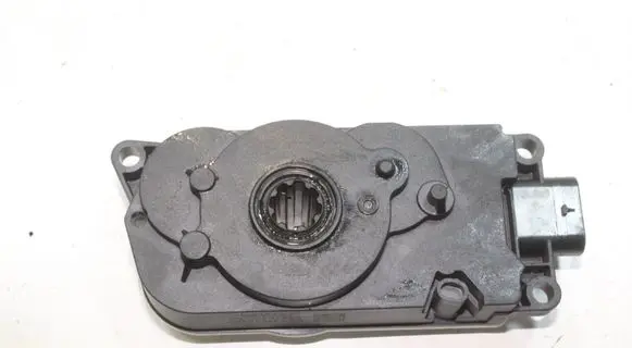 BMW iX3 G08 Radiator active air flap actuator 5811R1000