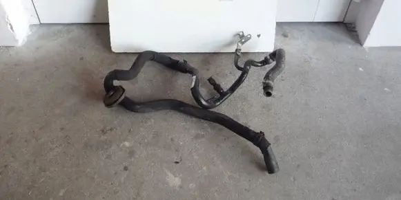 Audi A4 S4 B8 8K Engine coolant pipe/hose 059121070B