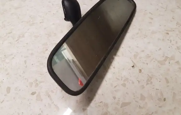 KIA Sorento Rear view mirror (interior) E8011681 022143