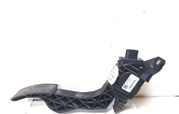 Ford Focus Accelerator throttle pedal