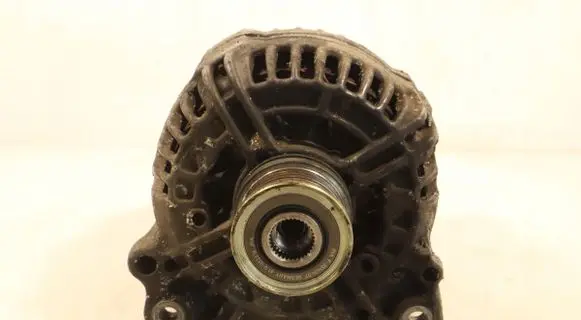 Audi A4 S4 B7 8E 8H Generator/alternator 