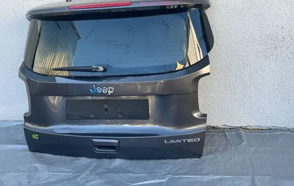 Jeep Renegade Tailgate/trunk/boot lid