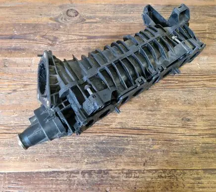 BMW 3 E90 E91 Intake manifold 