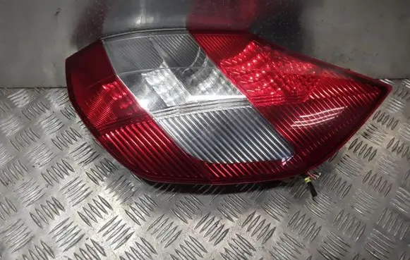 Renault Scenic II - Grand scenic II Rear/tail lights 15911600