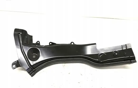 Nissan X-Trail T32 Fender mounting bracket