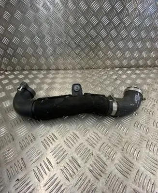 Intercooler hose/pipe