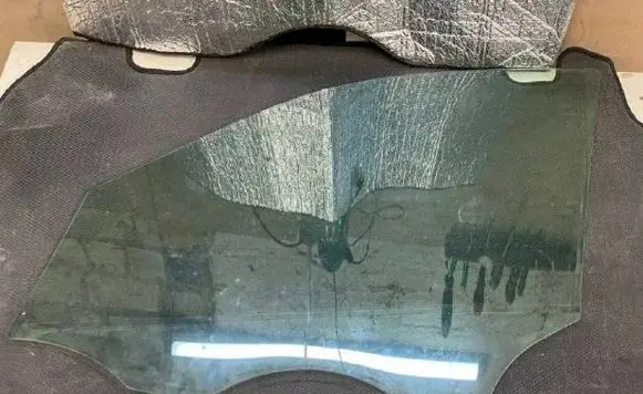 Mercedes-Benz ML W166 Front door window glass four-door 43R001074 A0064513 DOT376M2H5AS2
