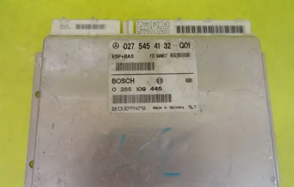 Mercedes-Benz E W210 ESP (stability system) control unit 0265109433 0275453132K01
